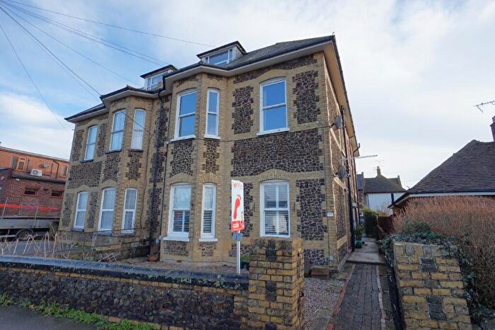 2 Bedroom Flat For Sale In St. Mildreds Road, Westgate-On-Sea, Kent, CT8