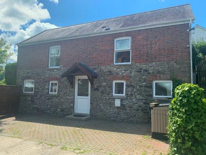 2 Bedroom Cottage To Rent In Y Stabal, Dryslwyn, SA32