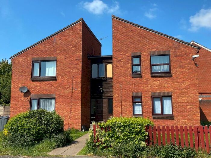 1 Bedroom Studio To Rent In Circuit Close, Willenhall, WV13