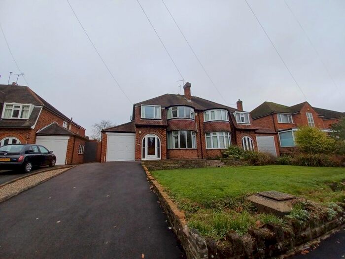 3 Bedroom Property To Rent In Streetsbrook Road, Solihull, B91
