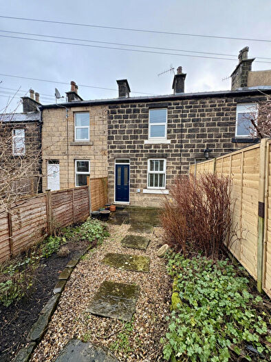2 Bedroom Cottage To Rent In Springfield Place, Otley, LS21