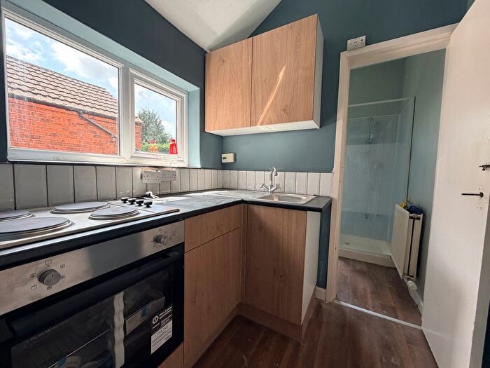 1 Bedroom Flat To Rent In Lea House Road, Birmingham, B30