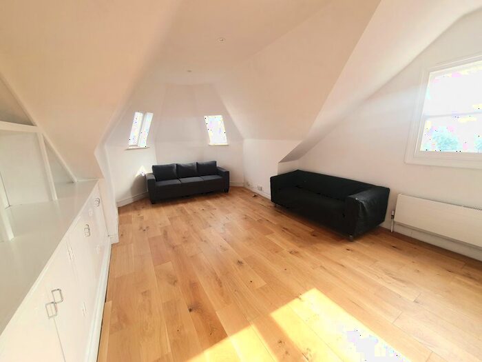 1 Bedroom Flat To Rent In Mountview Road, Crouch End, N4