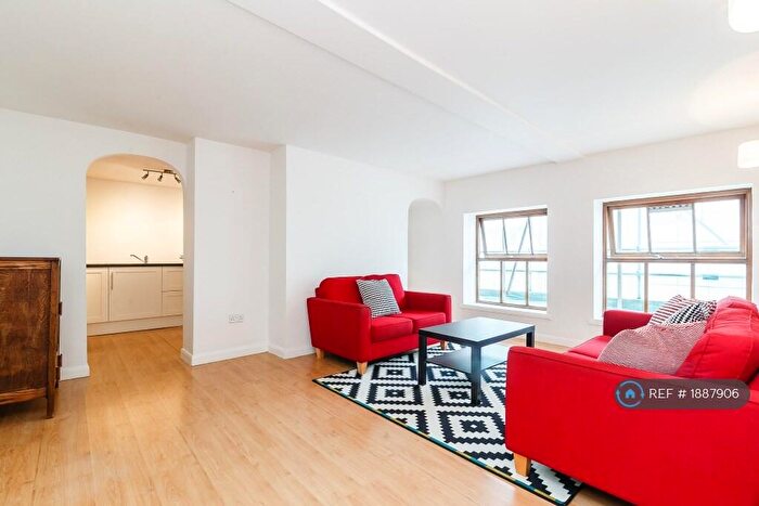 1 Bedroom Flat To Rent In Minstrel Court, London, E2