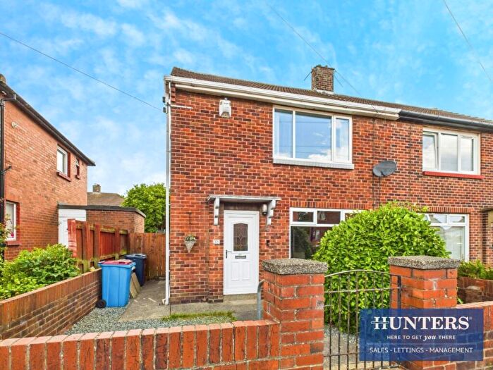 2 Bedroom Semi-Detached House For Sale In Birch Avenue, Whitburn, Sunderland, SR6
