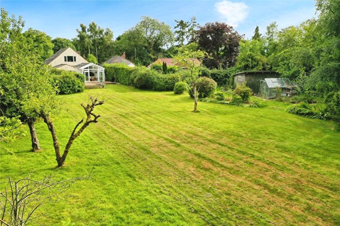 4 Bedroom Detached House For Sale In Picklepythe Lane, Beenham, Reading, Berkshire, RG7