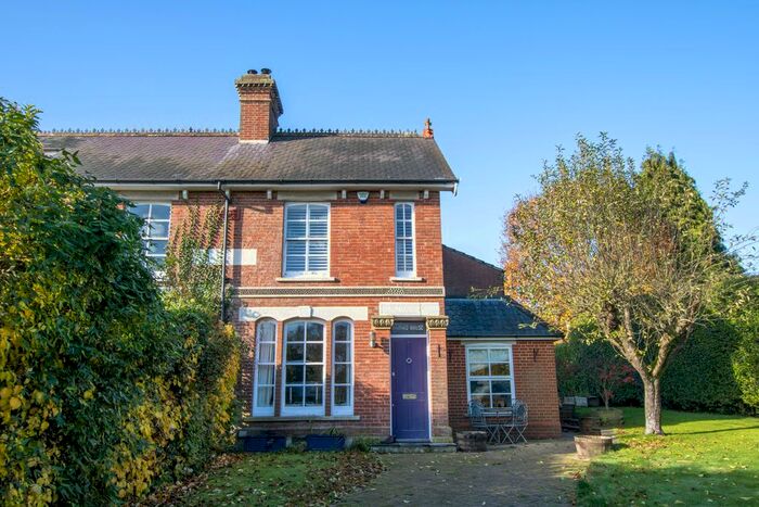 3 Bedroom Semi-Detached House To Rent In Cherry Lane, Bolney, Haywards Heath, RH17