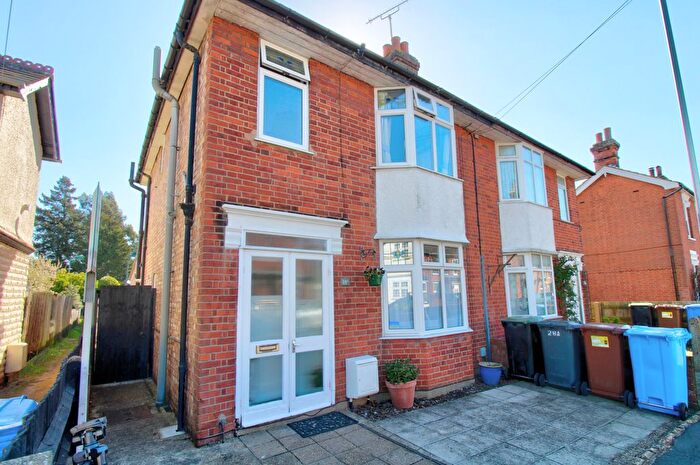3 Bedroom Semi Detached House For Sale In Leopold Road, Ipswich, IP4