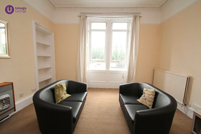 3 Bedroom Flat To Rent In Dalry Road, Dalry, Edinburgh, EH11