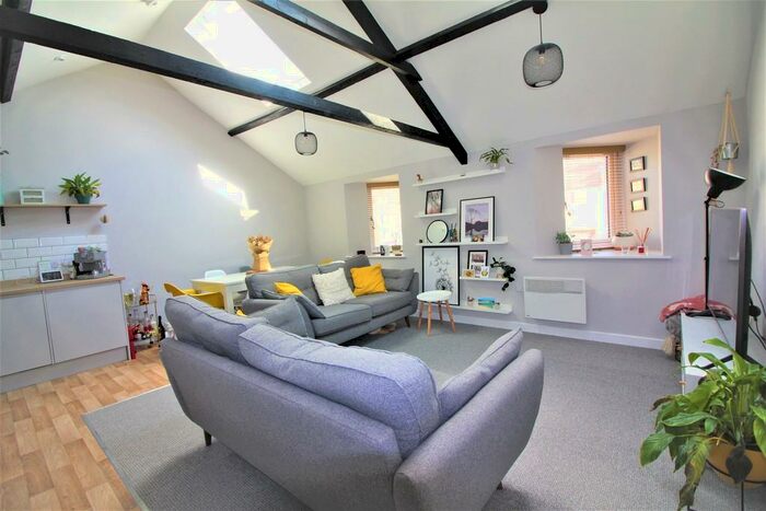 2 Bedroom Apartment To Rent In Beaconsfield Road, Bristol, BS5