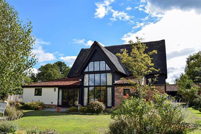 4 Bedroom Barn Conversion For Sale In Low Road, Wortwell, Harleston, IP20