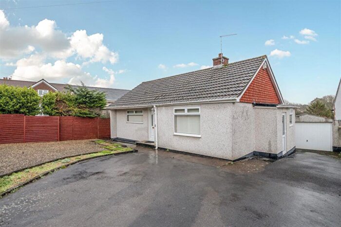 2 Bedroom Detached Bungalow For Sale In Ridgeway Lane, Whitchurch, Bristol, BS14