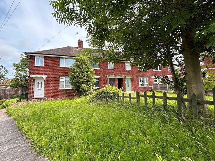 3 Bedroom End Of Terrace House For Sale In Telford Close, Smethwick, West Midlands, B67