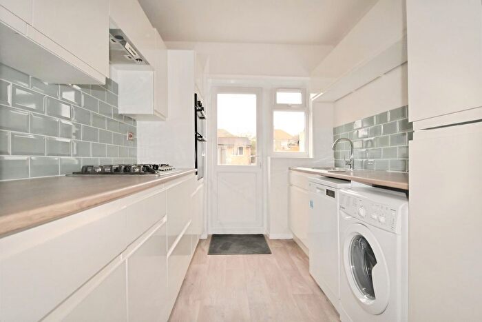 3 Bedroom Semi-detached House To Rent In Wickham Street, Welling, DA16