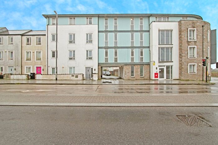 2 Bedroom Flat For Sale In Kerrier Way, Camborne, Cornwall, TR14