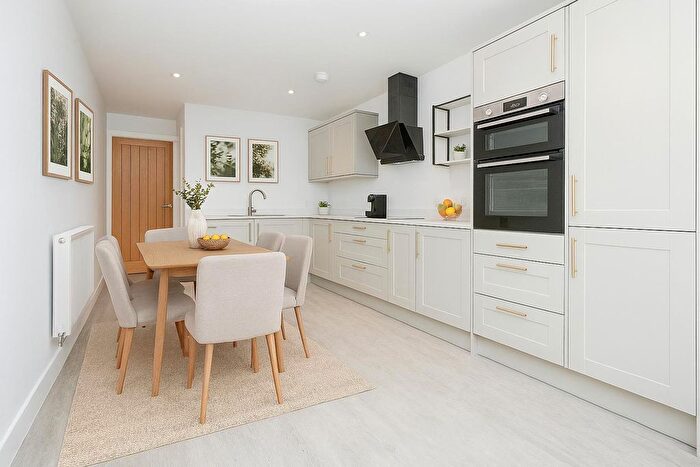 3 Bedroom Detached Bungalow For Sale In Rowland Gardens, Sudbury, CO10