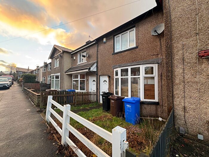 2 Bedroom Property To Rent In Avondale Road, Nelson, BB9