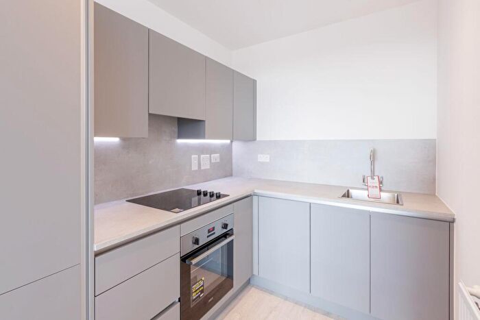1 Bedroom Flat For Sale In Shearwater Drive, Rosefinch Apartments, NW9