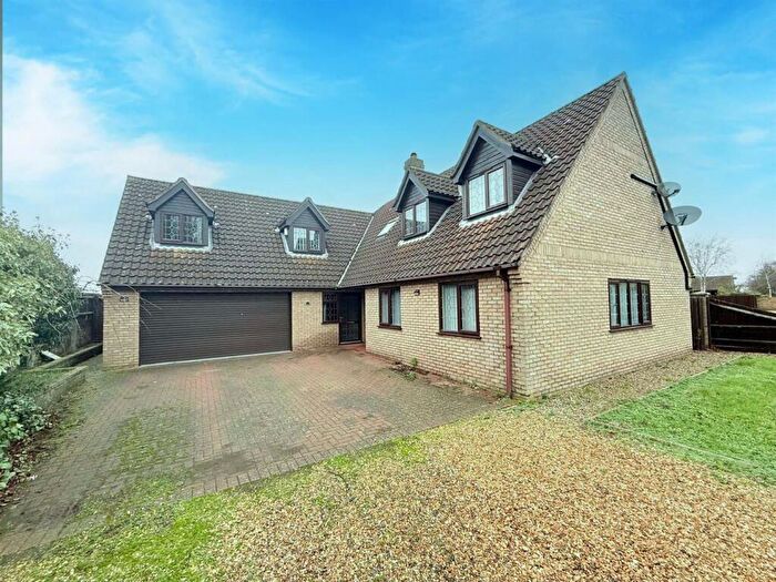 5 Bedroom House To Rent In Bernards Close, West Row, Bury St. Edmunds, IP28