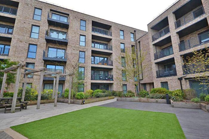1 Bedroom Flat For Sale In Canal Street, Campbell Park, Milton Keynes, Buckinghamshire, MK9