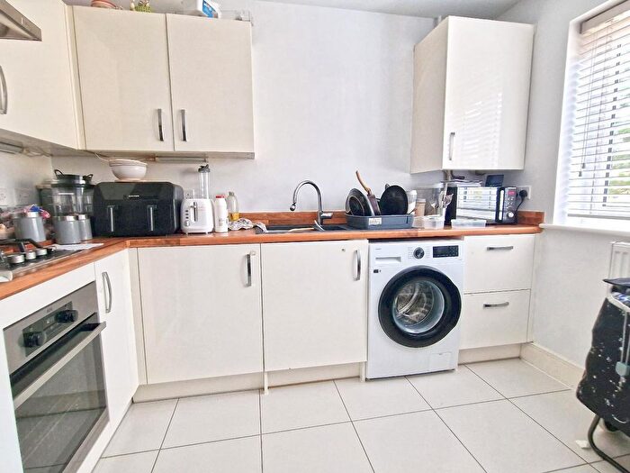 2 Bedroom End Of Terrace House For Sale In Salisbury Walk, Bicester, OX26
