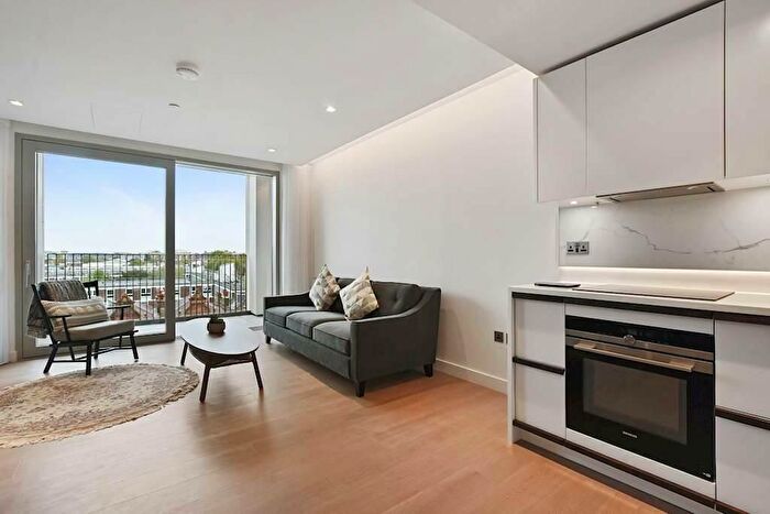 1 Bedroom Flat To Rent In Garrett Mansions, Edgware Road, W2