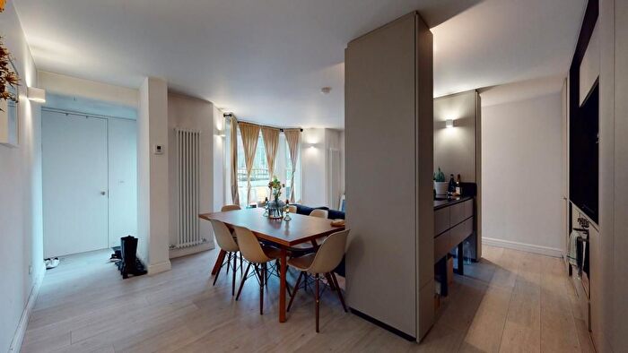 2 Bedroom Flat To Rent In Tollington Park, London, N4