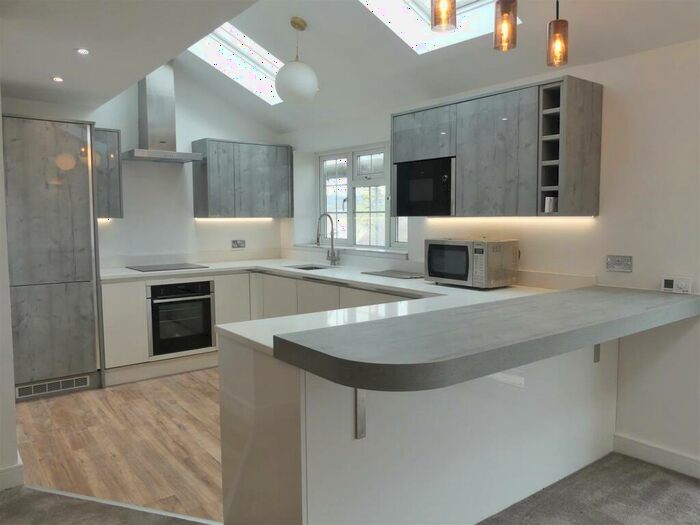 3 Bedroom Duplex To Rent In Southfield Road, Burley In Wharfedale, Ilkley, LS29