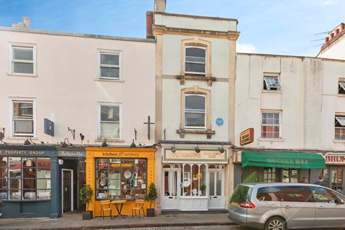 2 Bedroom Flat To Rent In Waterloo Street, Clifton, Bristol, BS8