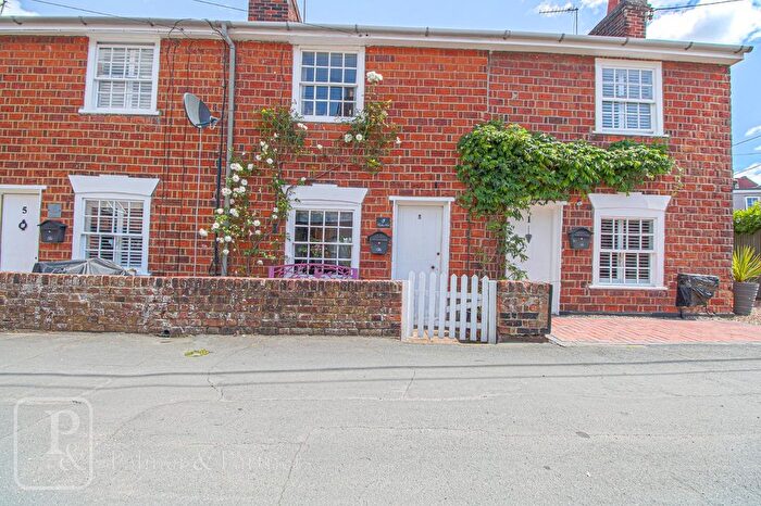 2 Bedroom Terraced House To Rent In Chapel Street, Rowhedge, Colchester, Essex, CO5