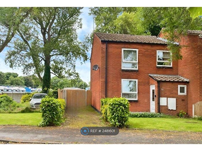 3 Bedroom End Of Terrace House To Rent In Birchise Rise, Willenhall, WV13