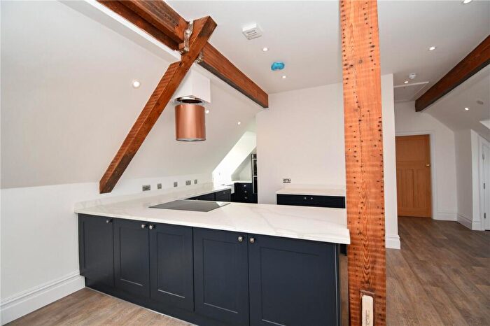 2 Bedroom Apartment For Sale In Stanley Road, Hoylake, Wirral, CH47