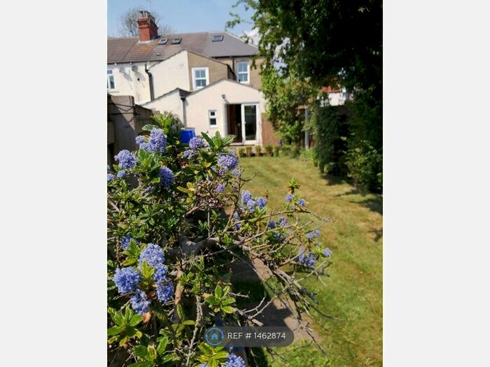 2 Bedroom End Of Terrace House To Rent In Norwood, Beverley, HU17