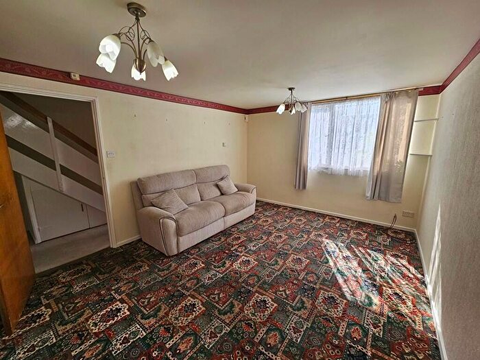 3 Bedroom Terraced House For Sale In Snowshill Close, Warndon, Worcester, WR4