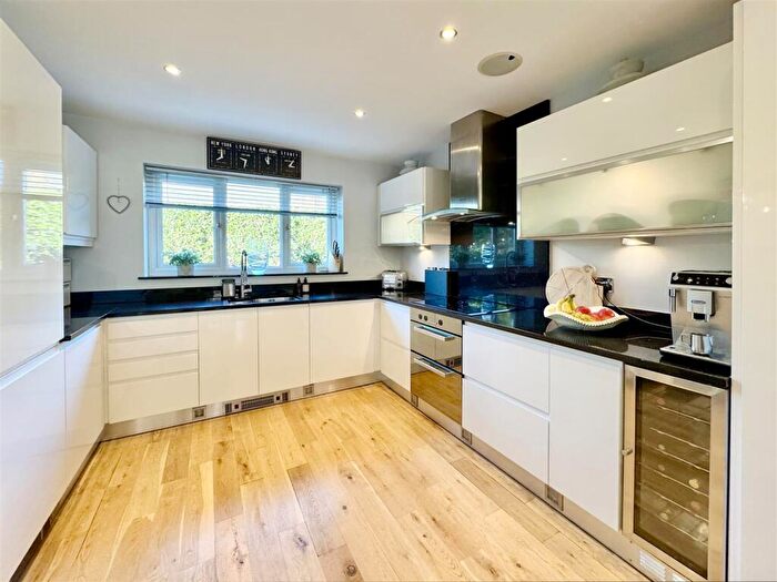 5 Bedroom Detached House For Sale In Henry Moore Court, Woolley Grange, Barnsley, S75