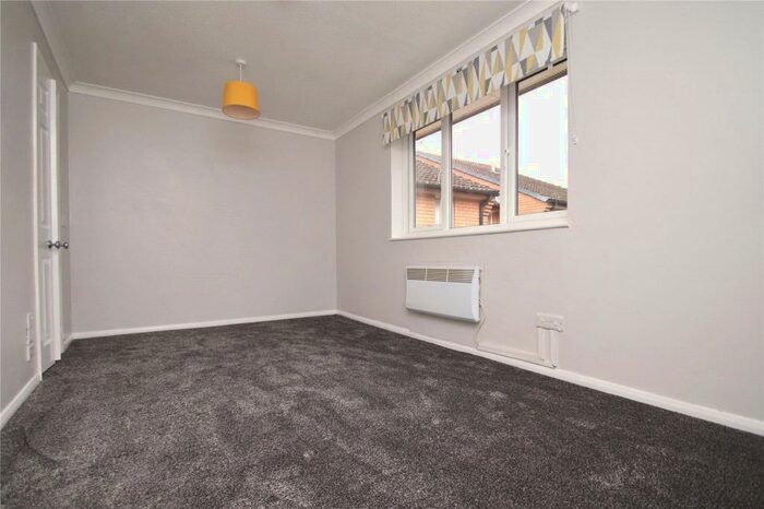 Apartment To Rent In Cheviot Way, Verwood, Dorset, BH31