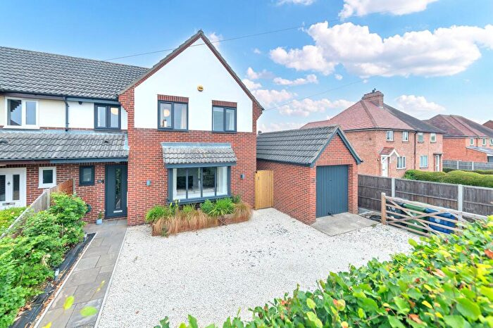 3 Bedroom Semi-Detached House For Sale In New Road, Guilden Morden, SG8