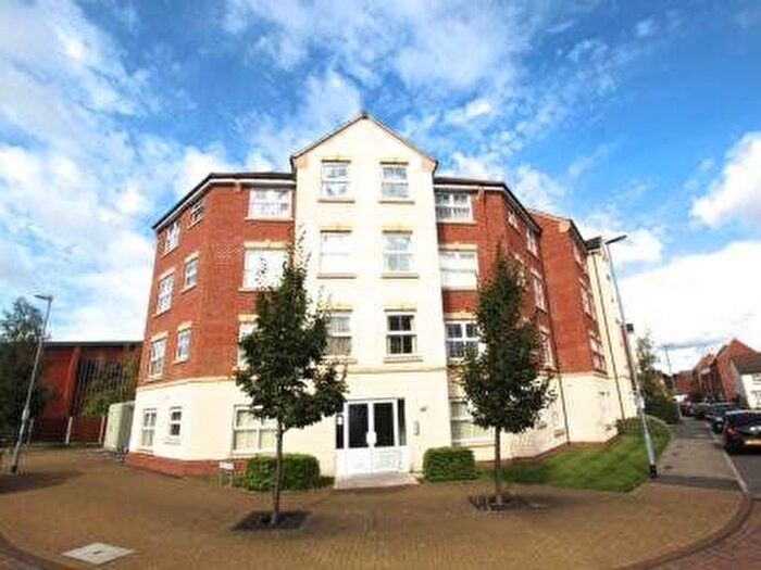 2 Bedroom Flat To Rent In Mountbatten Way, Chilwell, Beeston, Nottingham, NG9