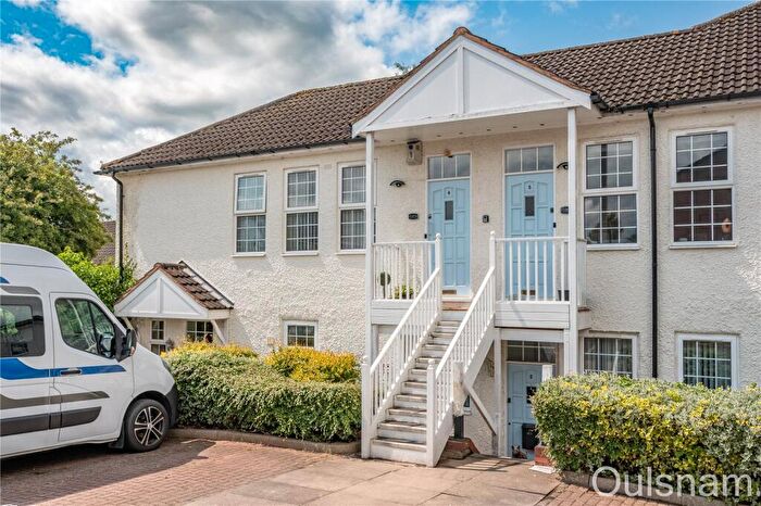 2 Bedroom Apartment For Sale In Exmoor Drive, Bromsgrove, Worcestershire, B61