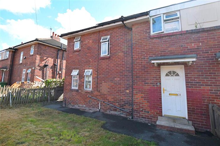 3 Bedroom Semi Detached House For Sale In Neville Place, Leeds, West Yorkshire, LS9