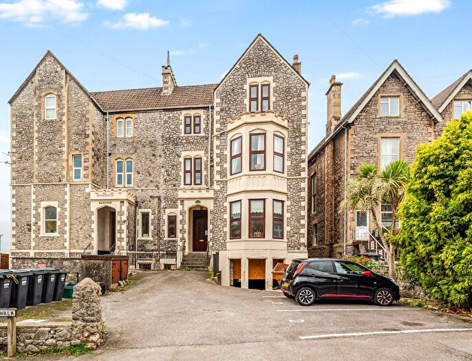 3 Bedroom Flat For Sale In Tower Walk, Weston-Super-Mare, BS23