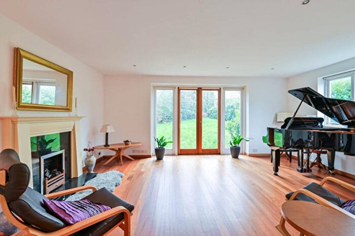 4 Bedroom Detached House To Rent In Frank Dixon Close, Dulwich Village, London, SE21