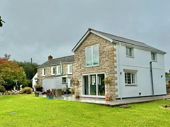 4 Bedroom Detached House For Sale In Penhalurick, Redruth, TR16