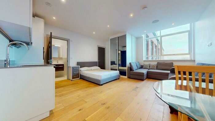 Studio To Rent In Lawrence Road, N15