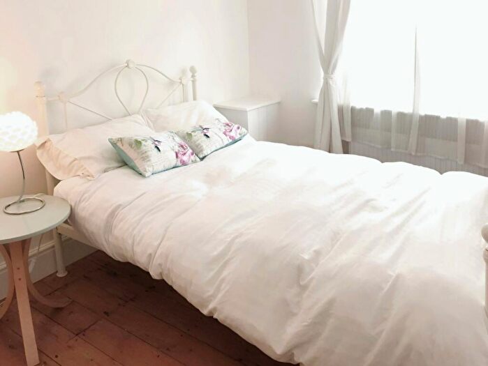 3 Bedroom Terraced House To Rent In Horton Road, Rusholme, M14