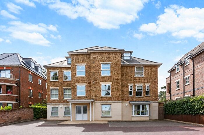 2 Bedroom Flat To Rent In Epsom Road, Guildford, GU1