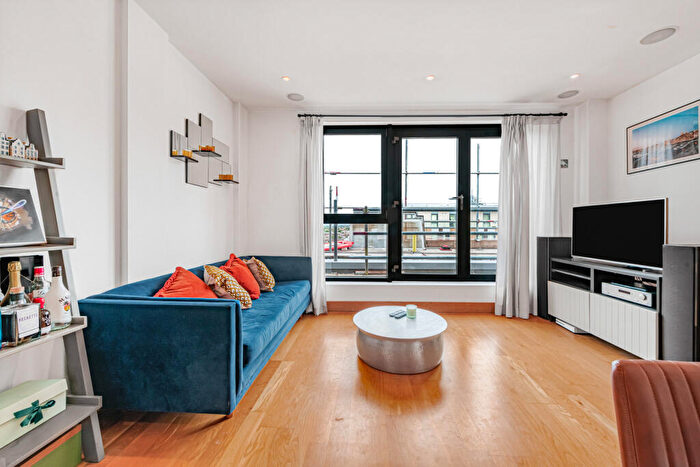 1 Bedroom Apartment For Sale In Scarbrook Road, Croydon, CR0