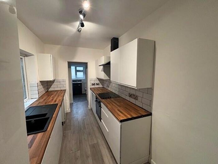 3 Bedroom House To Rent In Brook Road, Speedwell, Bristol, BS5
