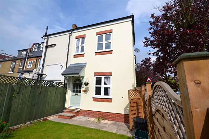 1 Bedroom Property To Rent In Birkbeck Road, Wimbledon, SW19