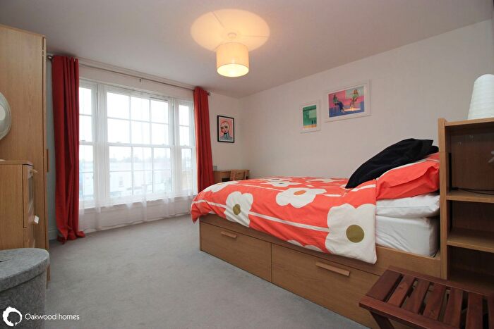 2 Bedroom Flat For Sale In Canterbury Road, Margate, CT9